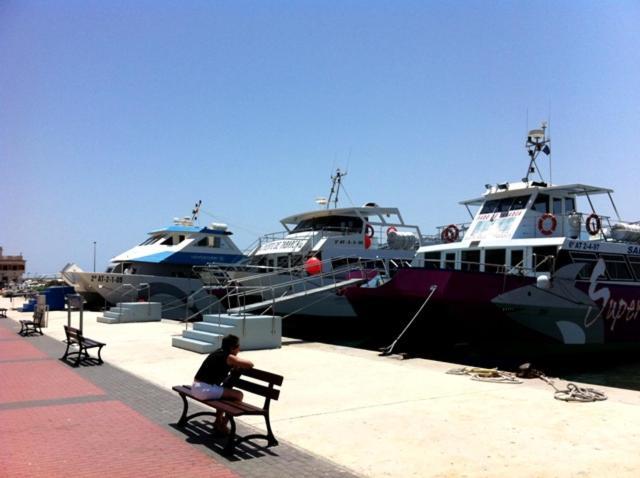 Apto Lore Playa Con Aire Acondicionado Santa Pola Bagian luar foto